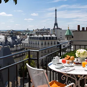 ***** Hotel San Regis France