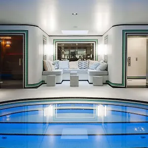 **** Hotel Eiffel Blomet France